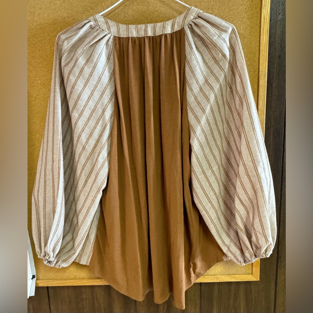 Chenault Cream and Tan Striped Peasant Blouse XL - Picture 5 of 5
